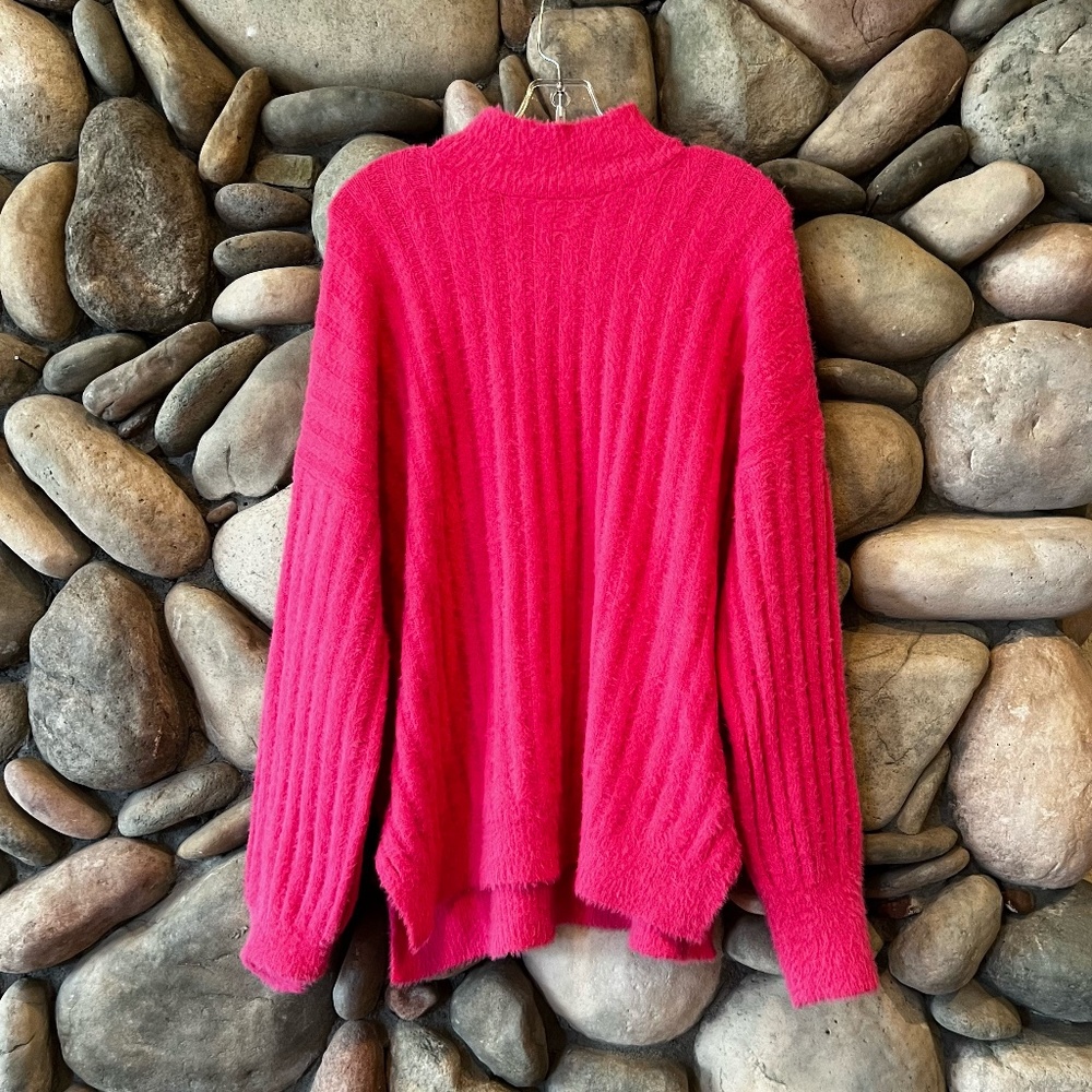 NWT Jessica Simpson Sweater - Size Medium